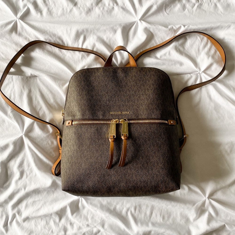 Michael Kors Rhea Zip Medium Slim Backpack